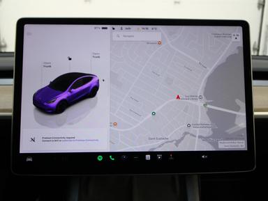 Tesla Model Y 2022 - Thumbnail 3