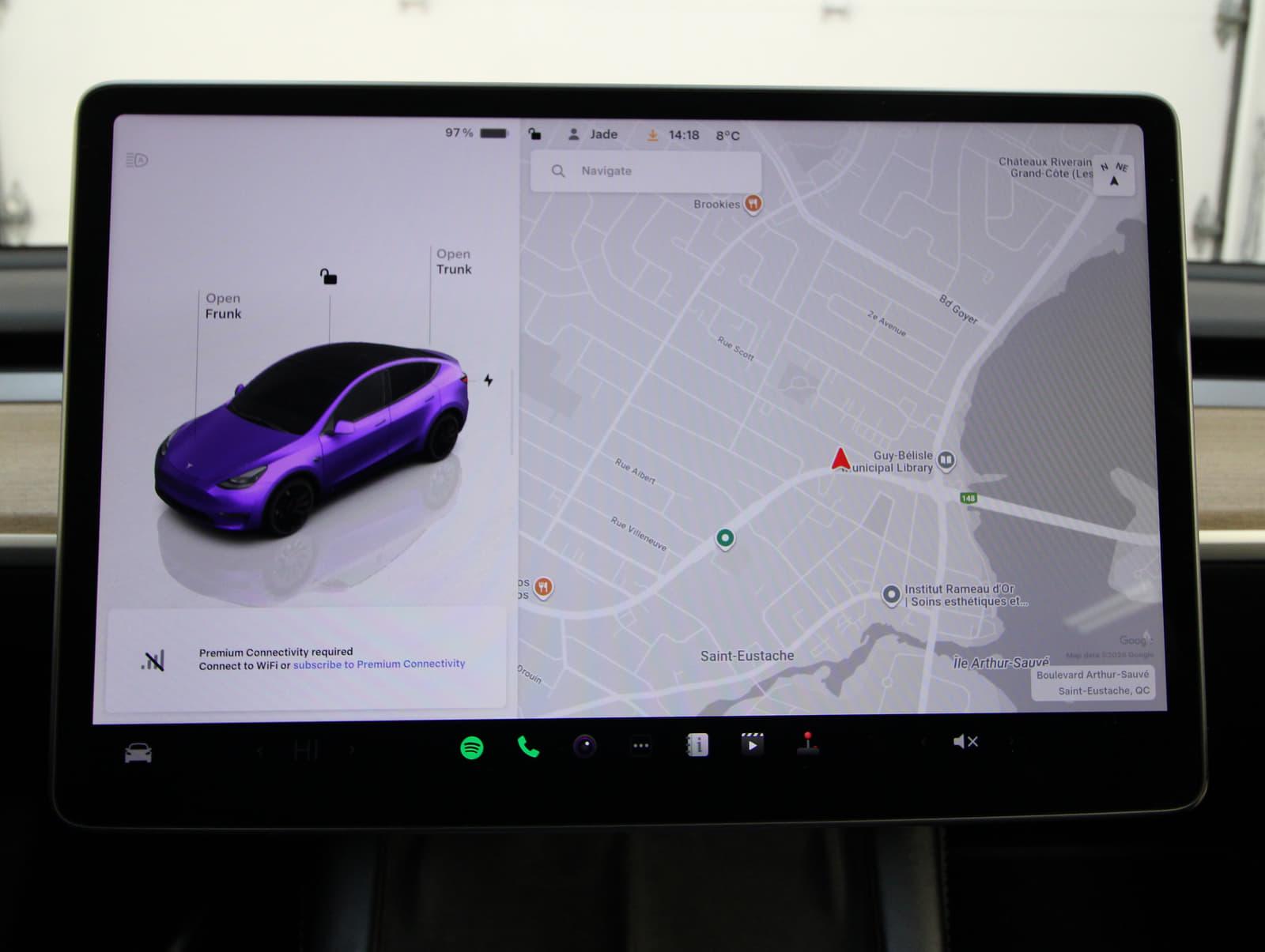 Tesla Model Y 2022 - Image 3