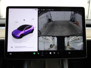 Tesla Model Y 2022 - Thumbnail 4