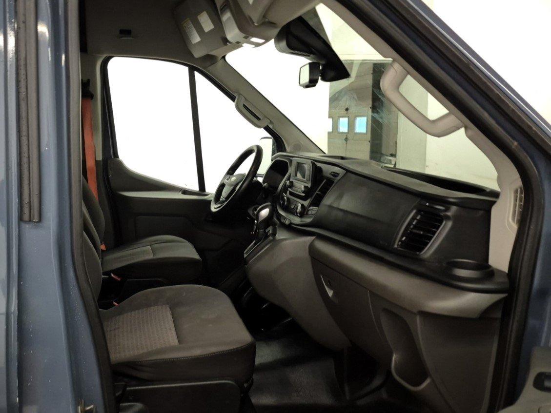 Ford Transit-250 Cargo Van 2021 - Image 6
