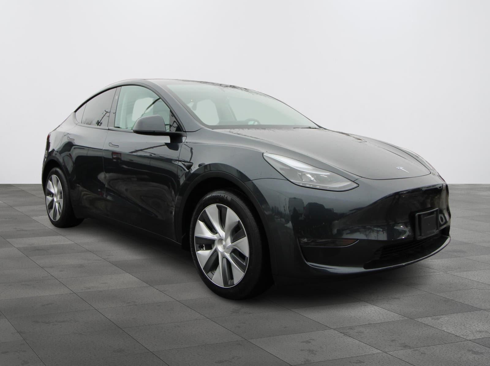 Tesla Model Y 2024 - Image 3