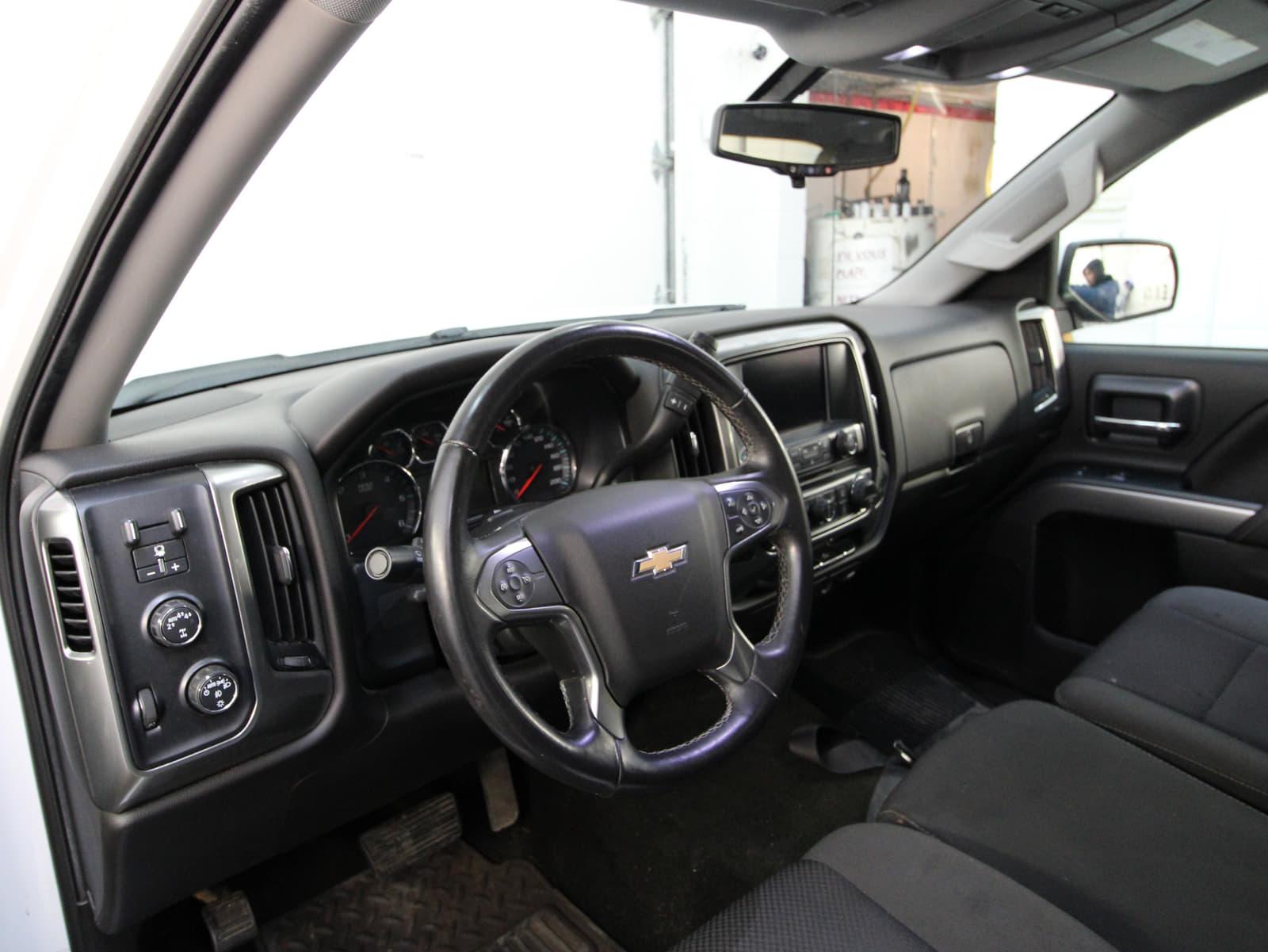 Chevrolet Silverado 1500 2018 - Image 4