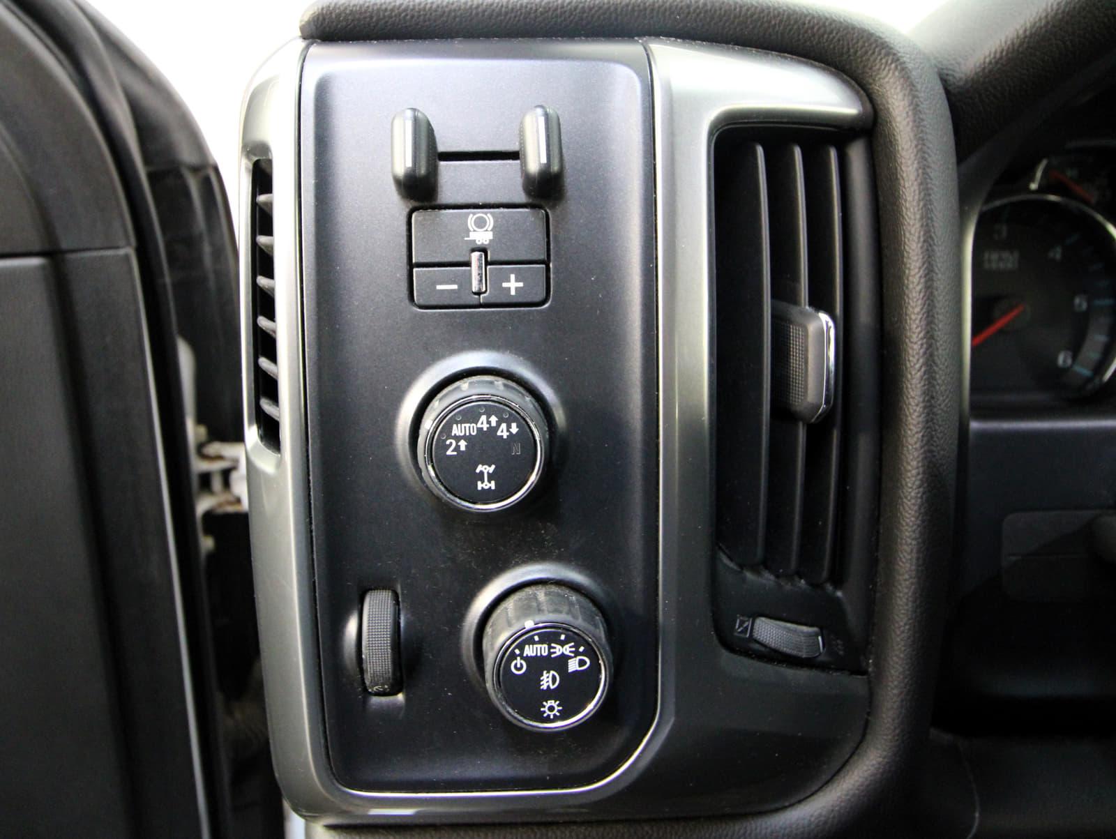 Chevrolet Silverado 1500 2018 - Image 6