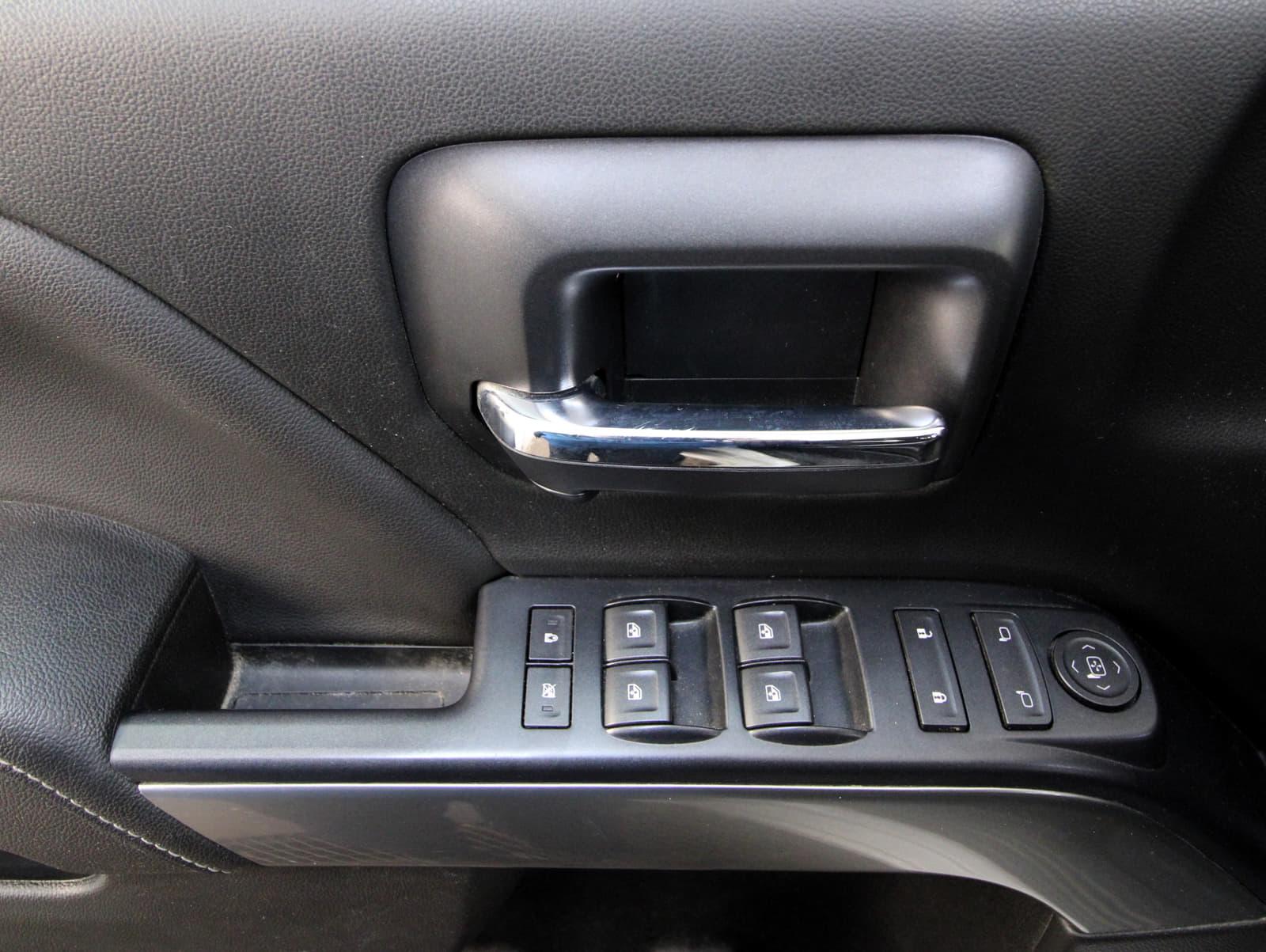 Chevrolet Silverado 1500 2018 - Image 17