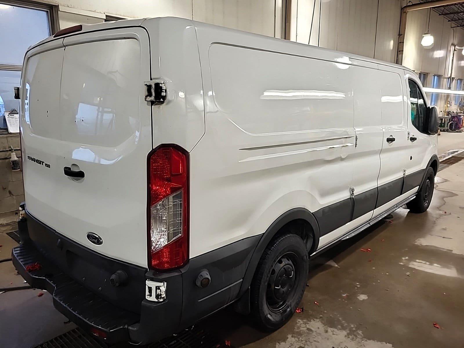 Ford Transit-150 2016 - Image 3