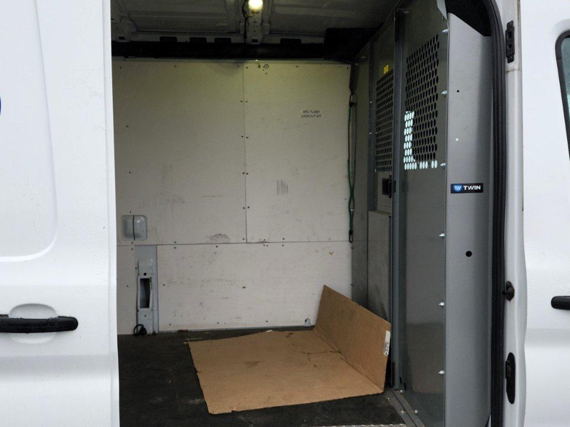 Ford Transit-250 2017 - Image 8