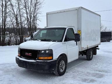 GMC Savana Cutaway 2020 - Thumbnail 1