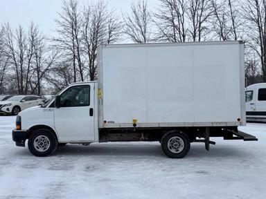 GMC Savana Cutaway 2020 - Thumbnail 7