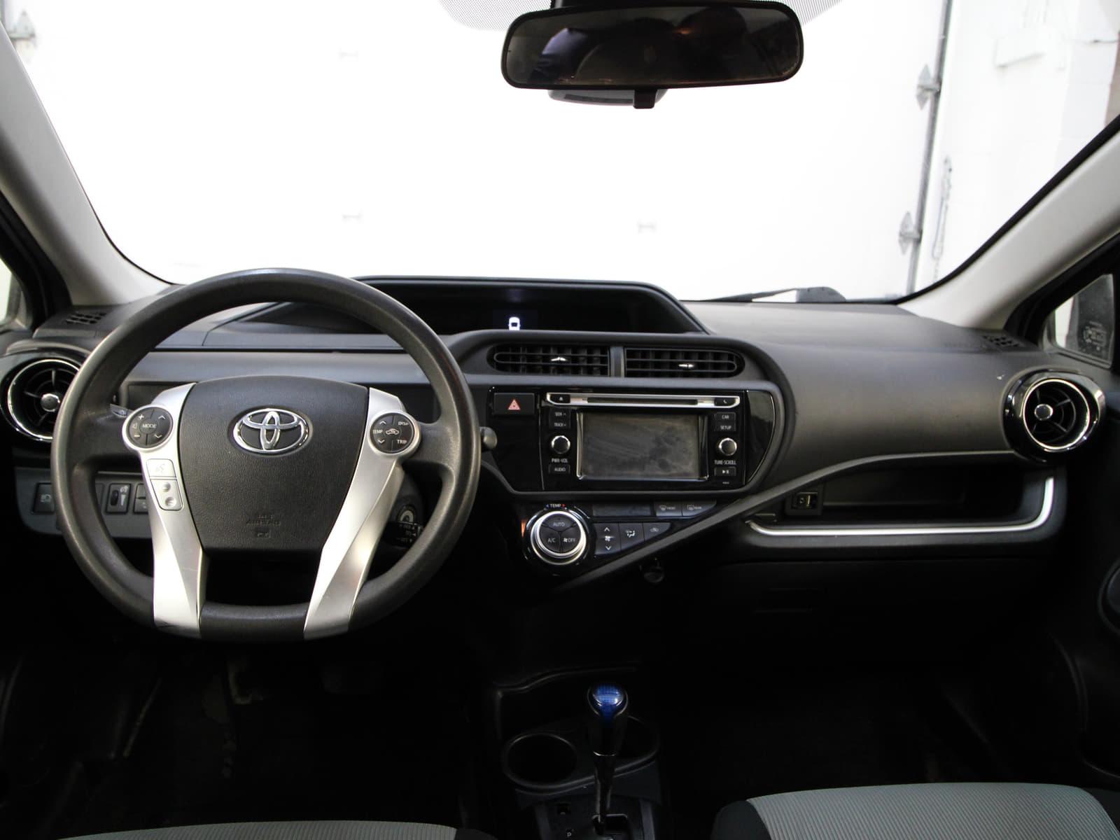 Toyota Prius c 2017 - Image 4