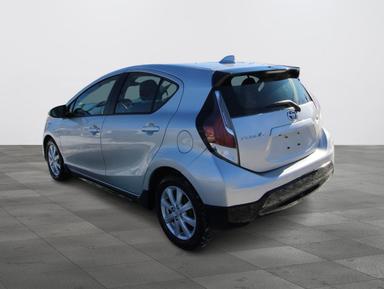 Toyota Prius c 2017 - Thumbnail 11