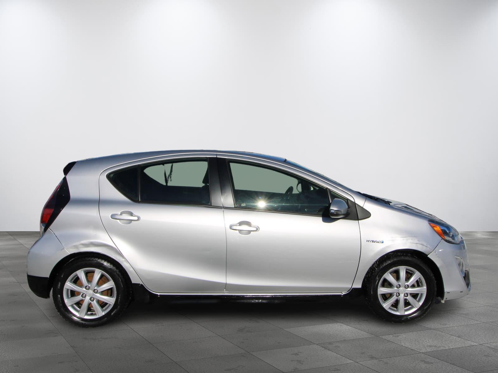 Toyota Prius c 2017 - Image 5