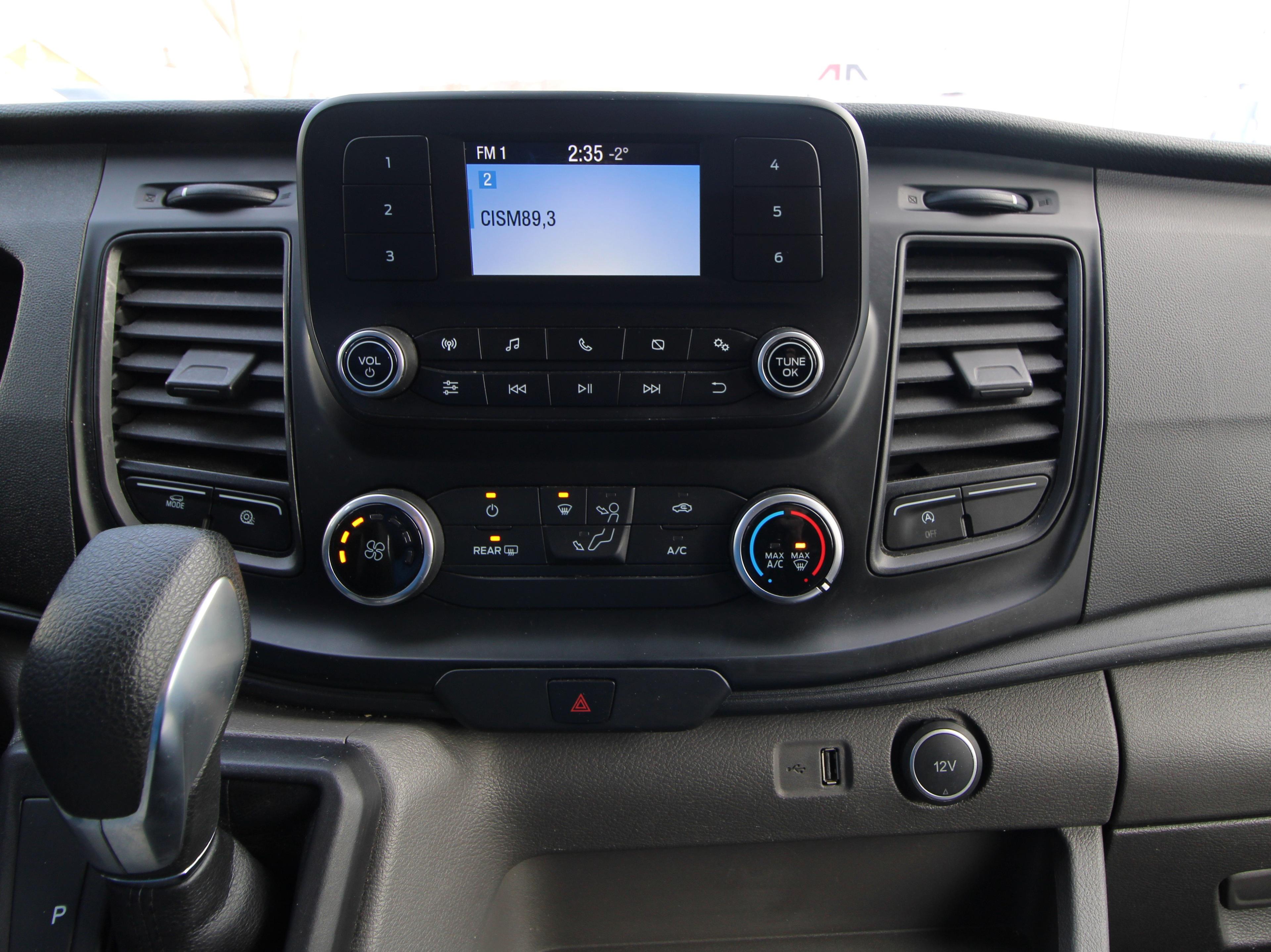 Ford Transit-350 Passenger Van 2021 - Image 9