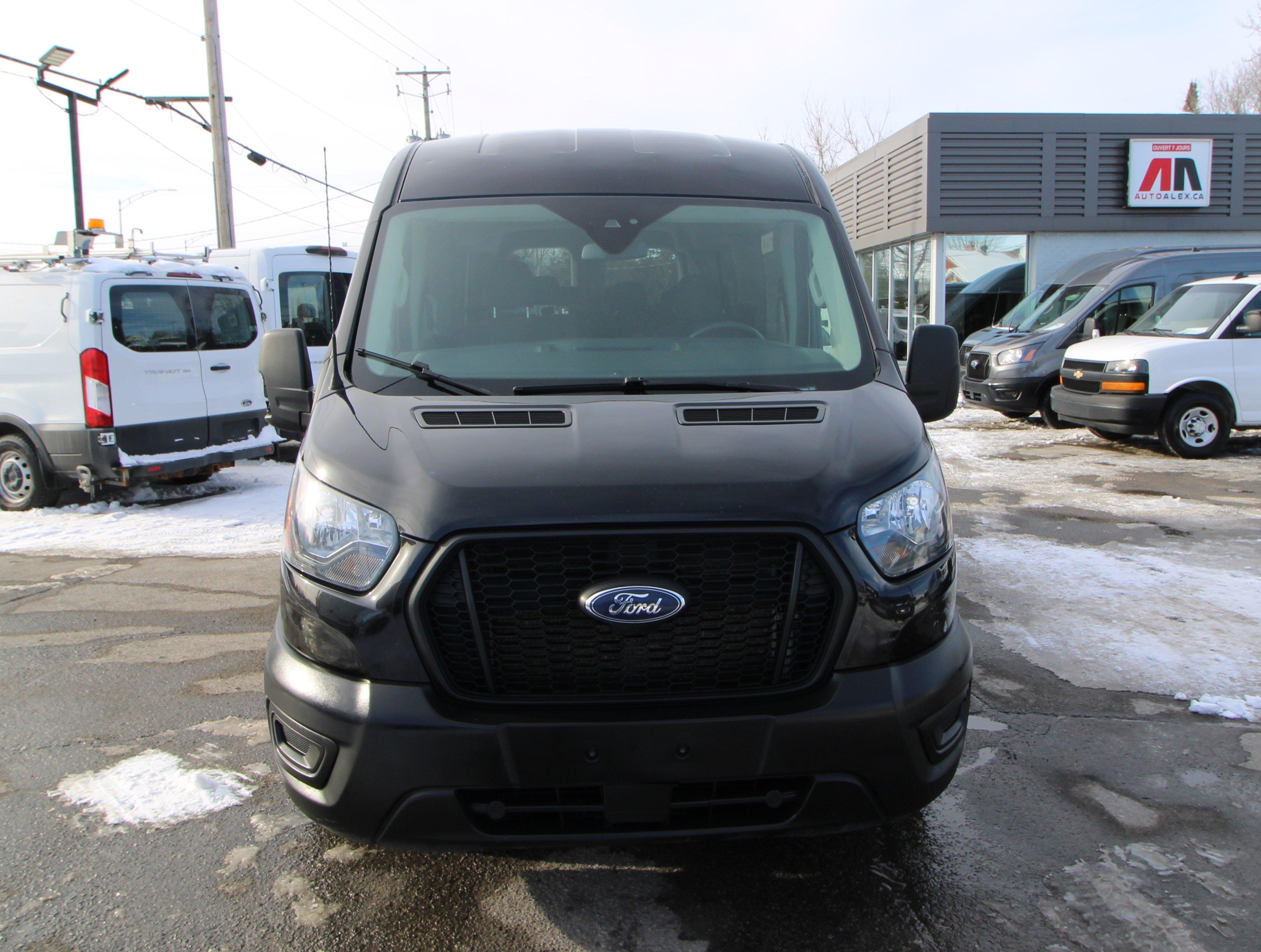 Ford Transit-350 Passenger Van 2021 - Image 14