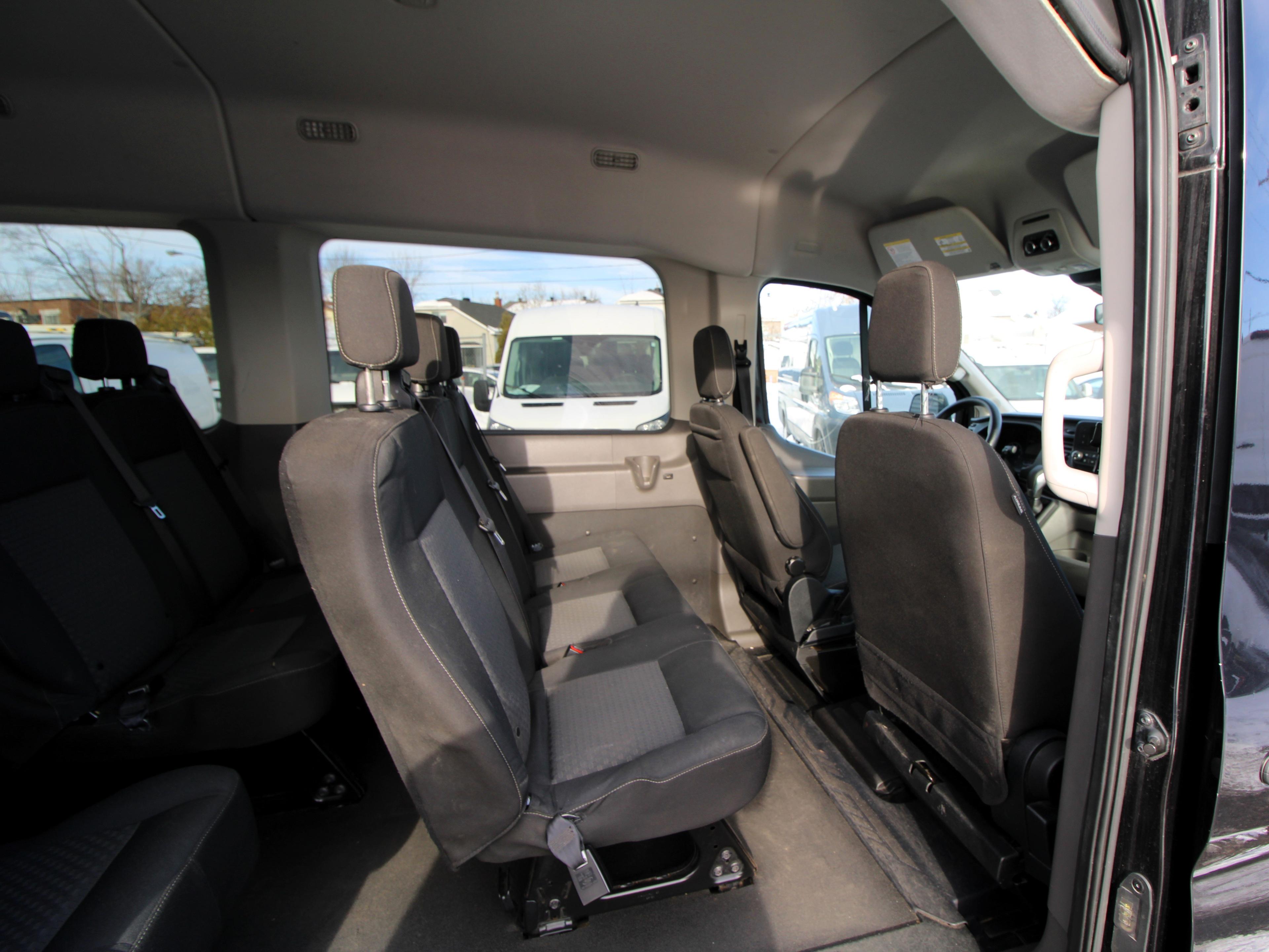 Ford Transit-350 Passenger Van 2021 - Image 17