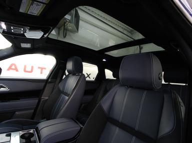 Land Rover Range Rover Velar 2023 - Thumbnail 11