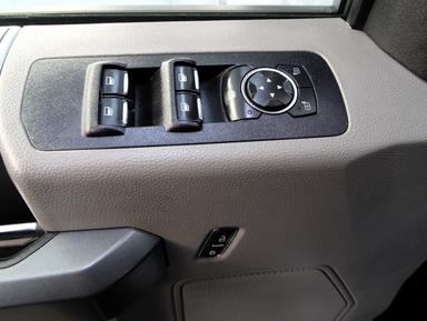 Ford F-150 2016 - Thumbnail 10