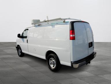 Gmc Savana Cargo Van 2018 - Thumbnail 16