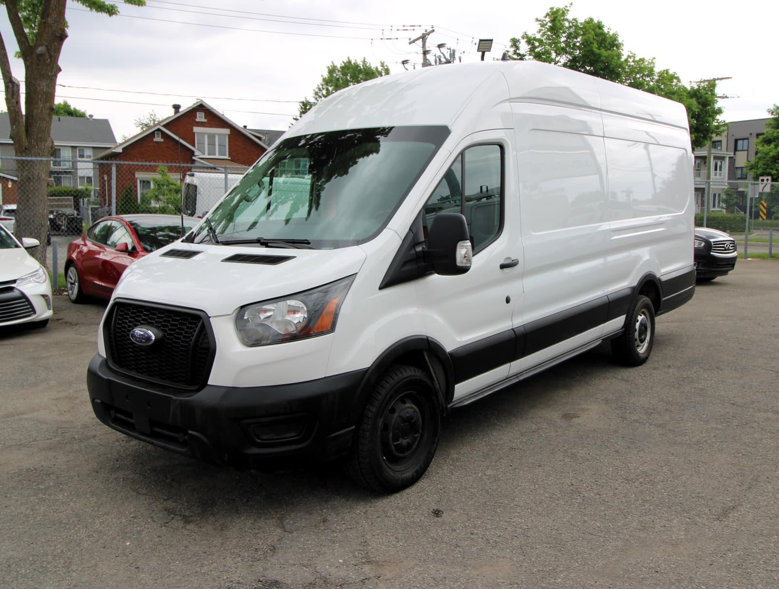 Ford Transit-250 Cargo Van 2021 - Image 3