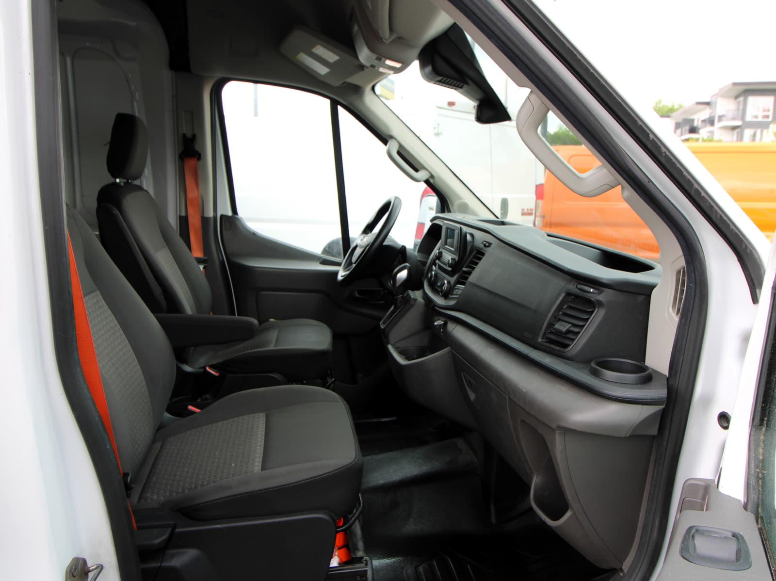 Ford Transit-250 Cargo Van 2021 - Image 15