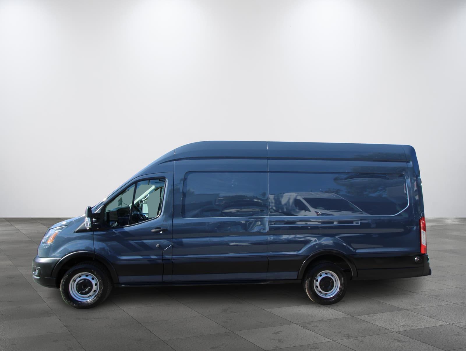 Ford Transit Cargo Van 2021 - Image 7