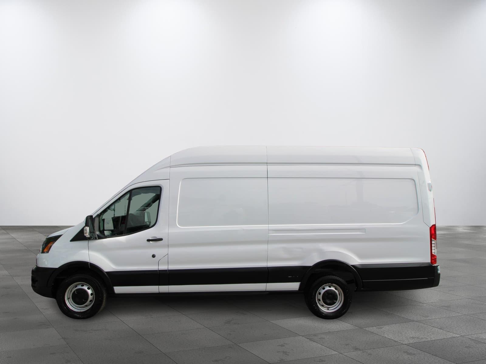 Ford Transit Cargo Van 2021 - Image 7