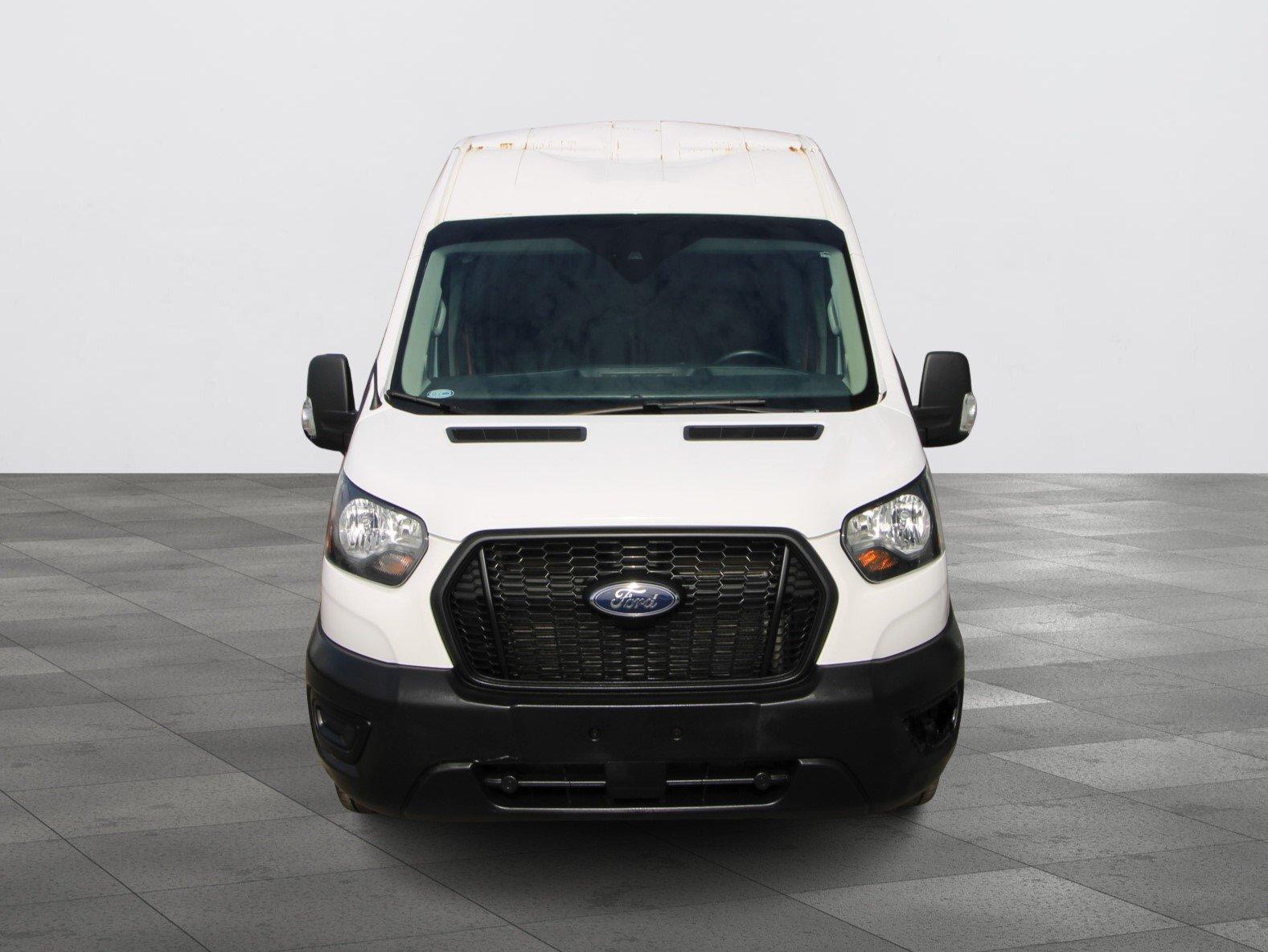 Ford Transit Cargo Van 2021 - Image 13