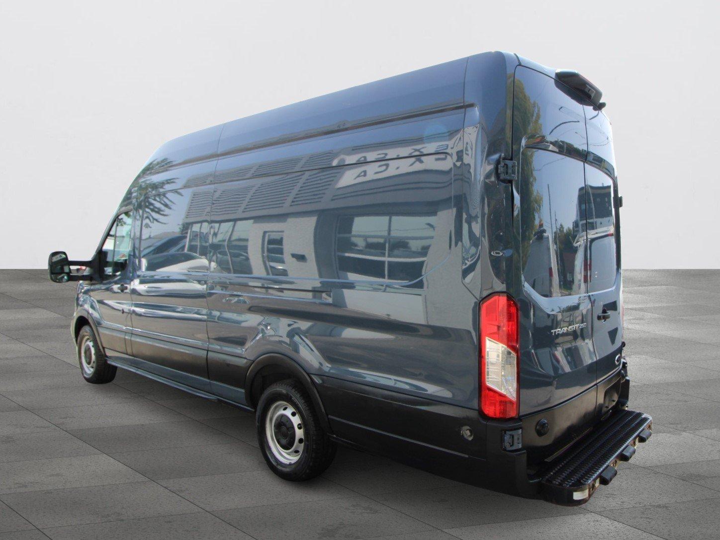 Ford Transit Cargo Van 2021 - Image 11