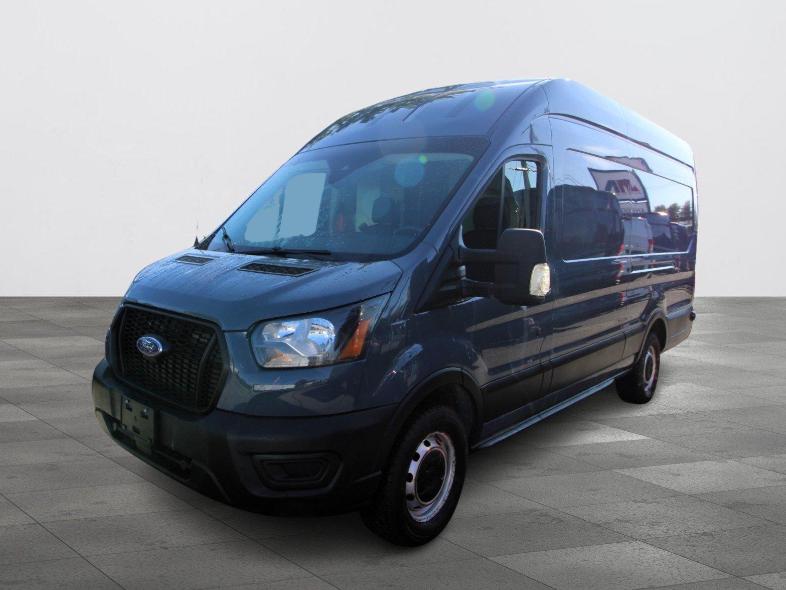Ford Transit Cargo Van 2021 - Image 3
