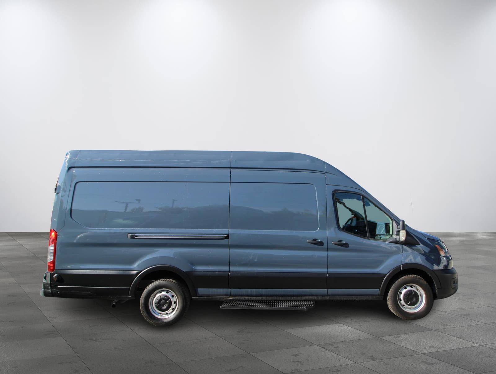 Ford Transit Cargo Van 2021 - Image 5