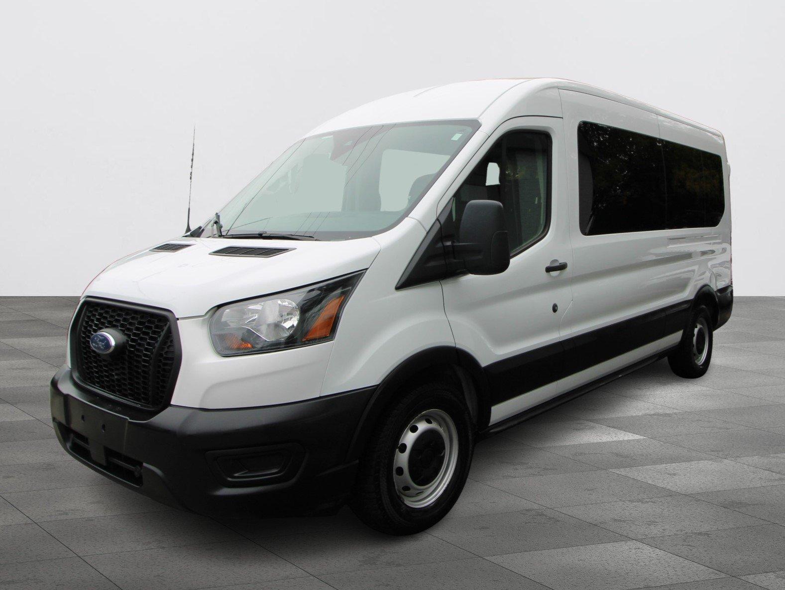Ford Transit Passenger Wagon 2021 - Image 1