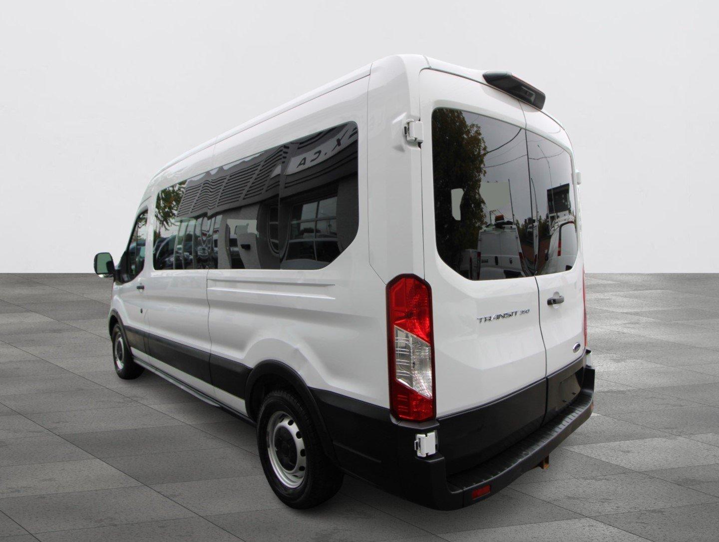 Ford Transit Passenger Wagon 2021 - Image 11