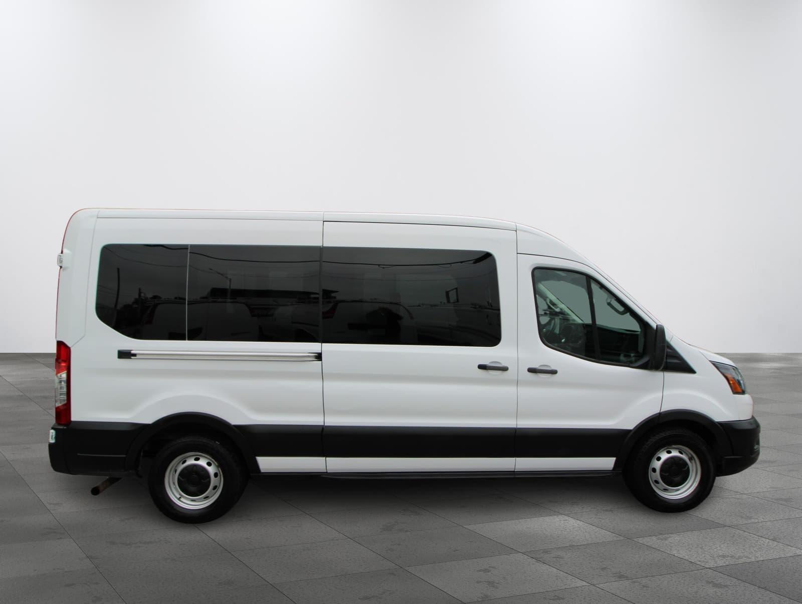 Ford Transit Passenger Wagon 2021 - Image 5