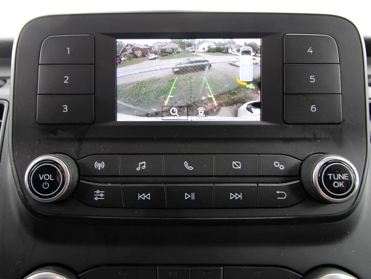 Ford Transit Cargo Van 2021 - Image 2