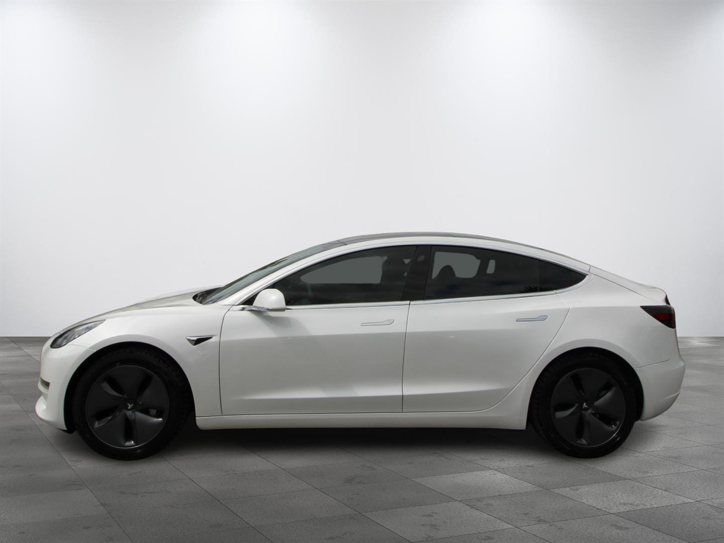Tesla Model 3 2020 - Image 8