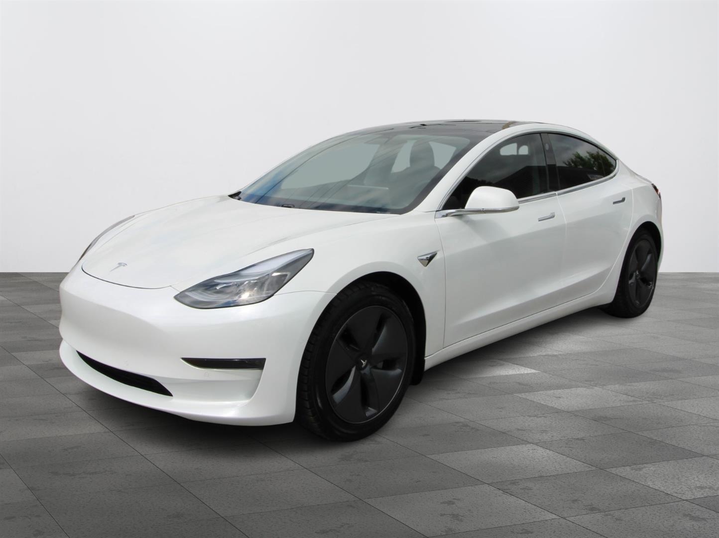 Tesla Model 3 2020 - Image 4