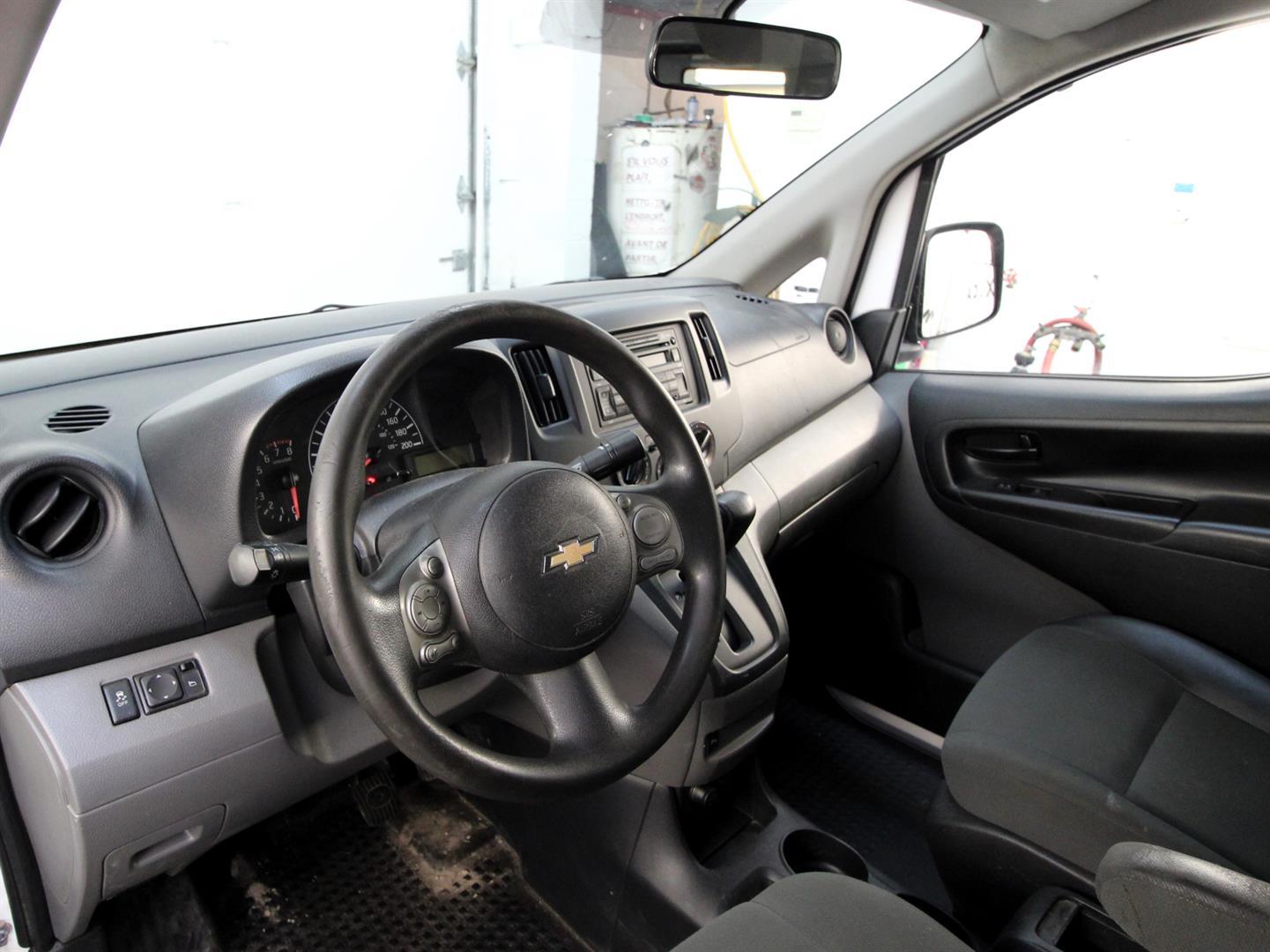 Chevrolet City Express Cargo Van 2015 - Image 2