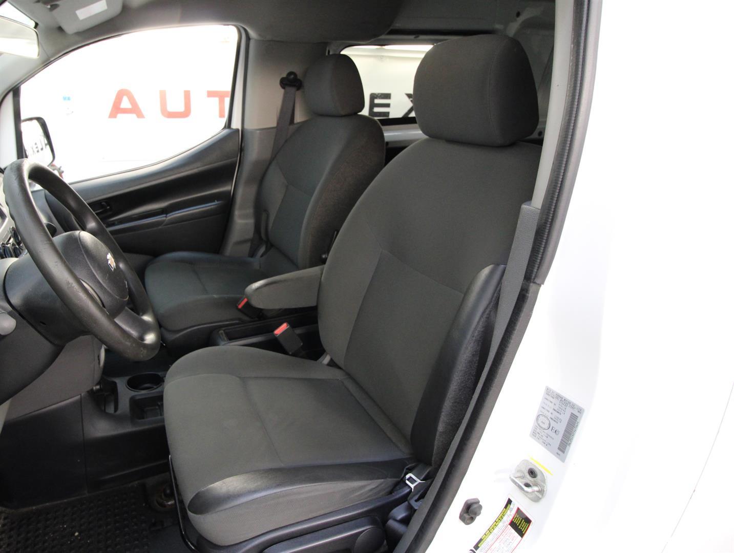 Chevrolet City Express Cargo Van 2015 - Image 16