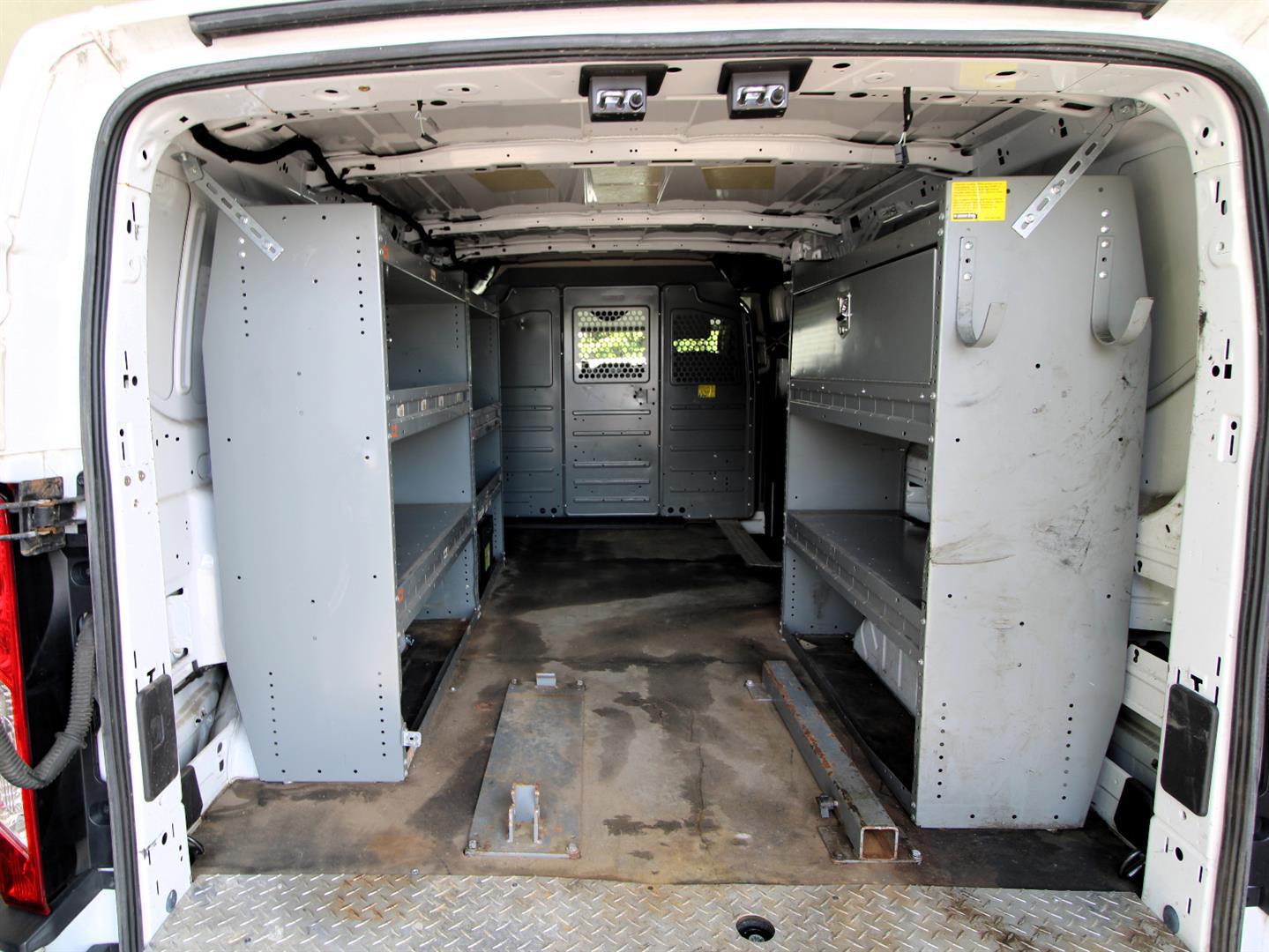 Ford Transit Van 2018 - Image 17