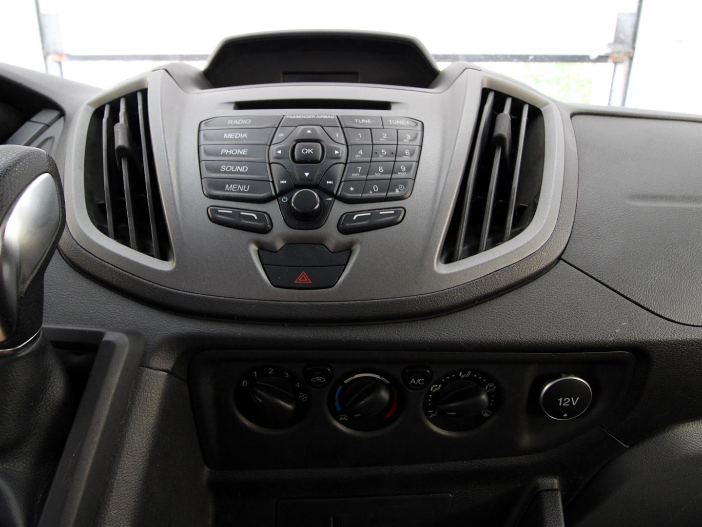 Ford Transit Van 2018 - Image 8