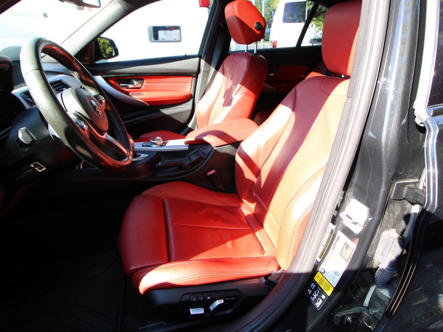 Bmw 3 Series 2017 - Image 23