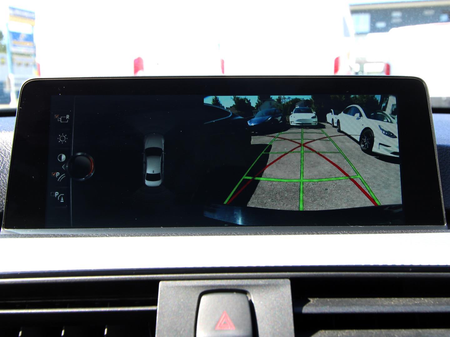 Bmw 3 Series 2017 - Image 3