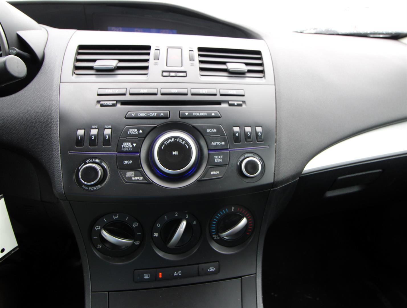 Mazda Mazda3 2012 - Image 6