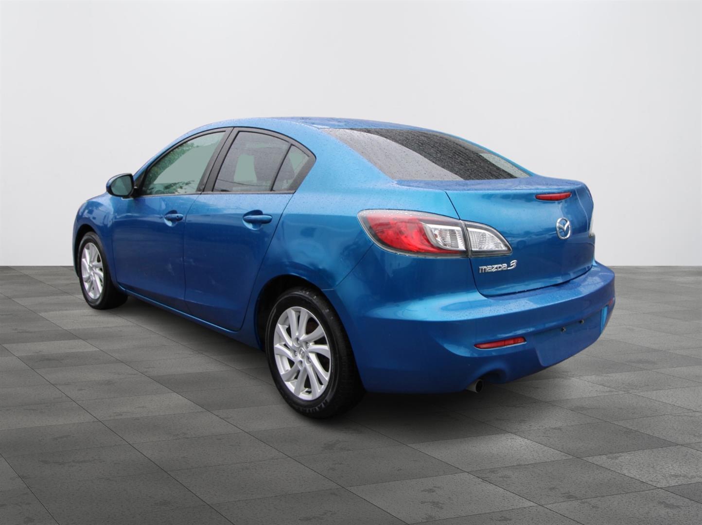 Mazda Mazda3 2012 - Image 11