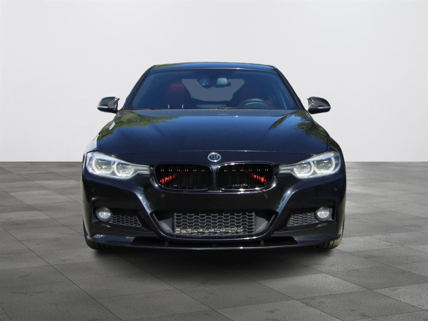Bmw 3 Series 2017 - Image 19