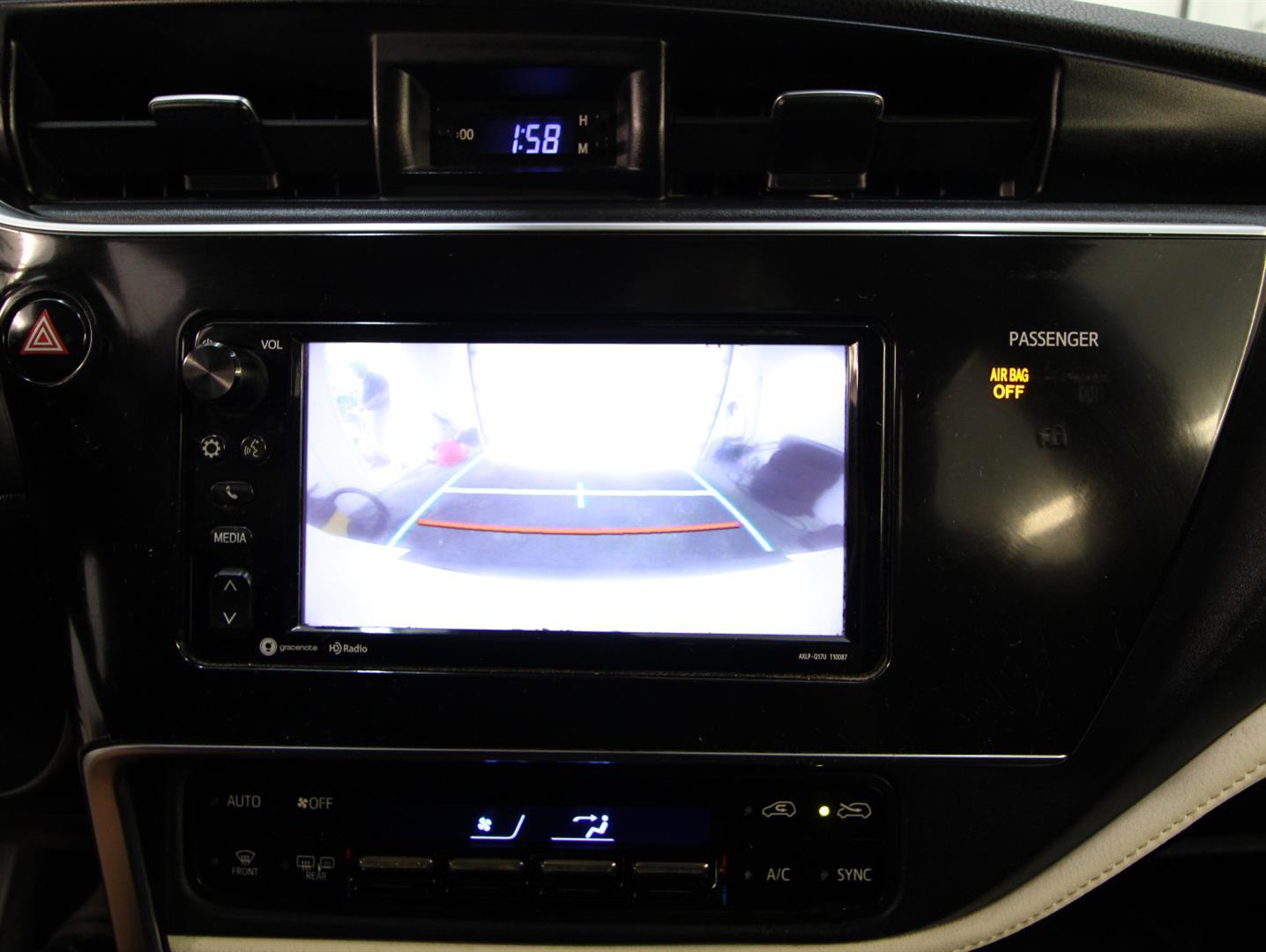 Toyota Corolla iM 2017 - Image 2