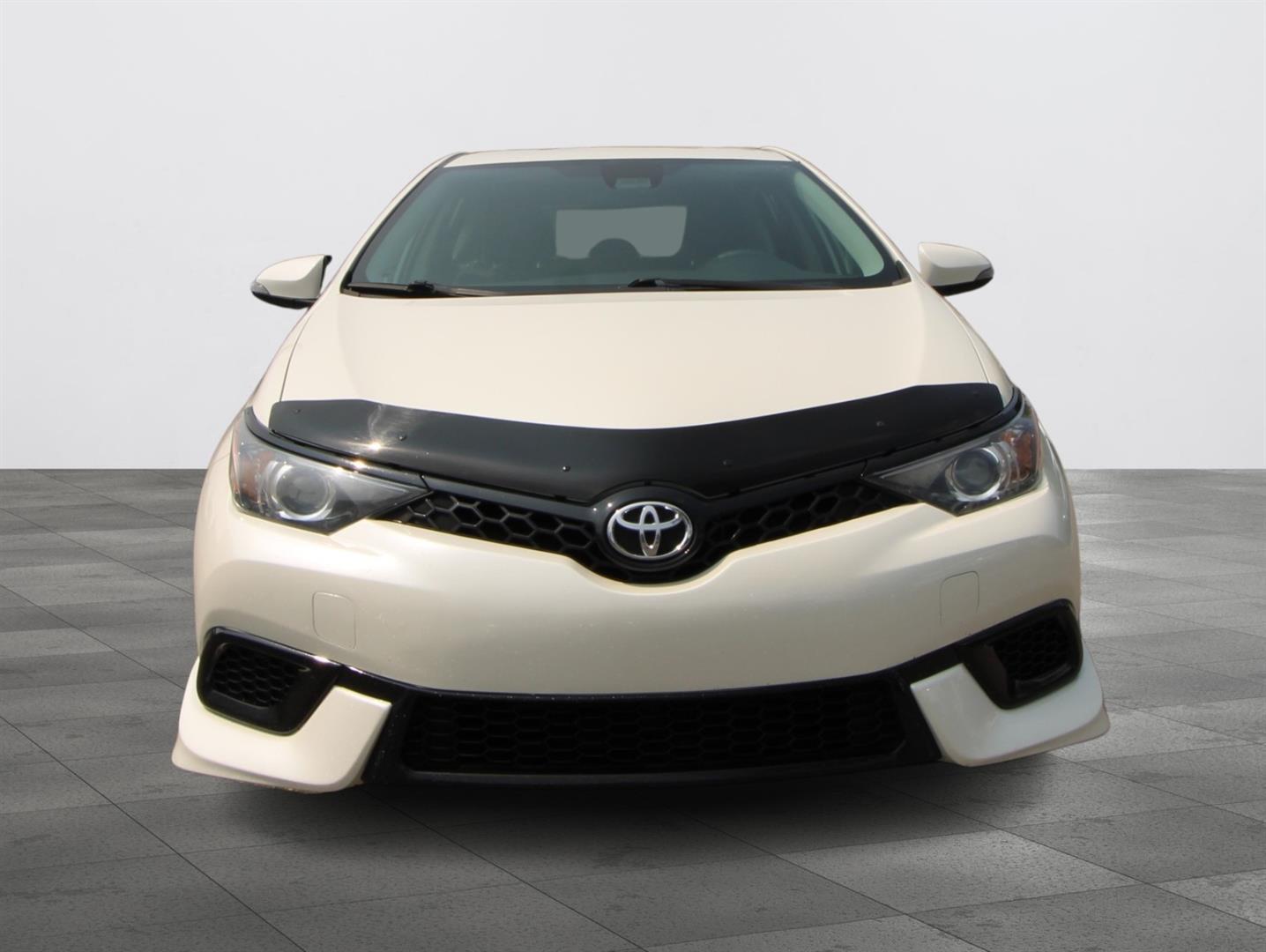 Toyota Corolla iM 2017 - Image 13