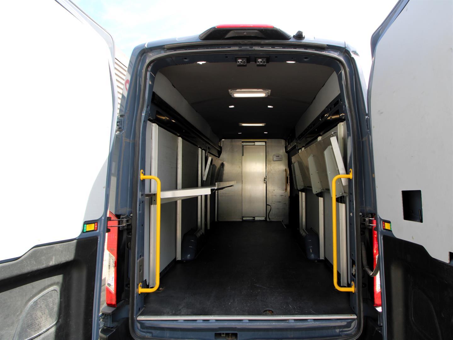 Ford Transit Cargo Van 2021 - Image 15