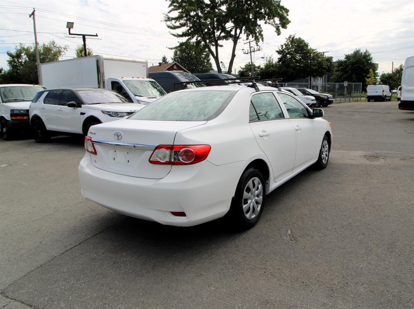 Toyota Corolla 2013 - Image 9