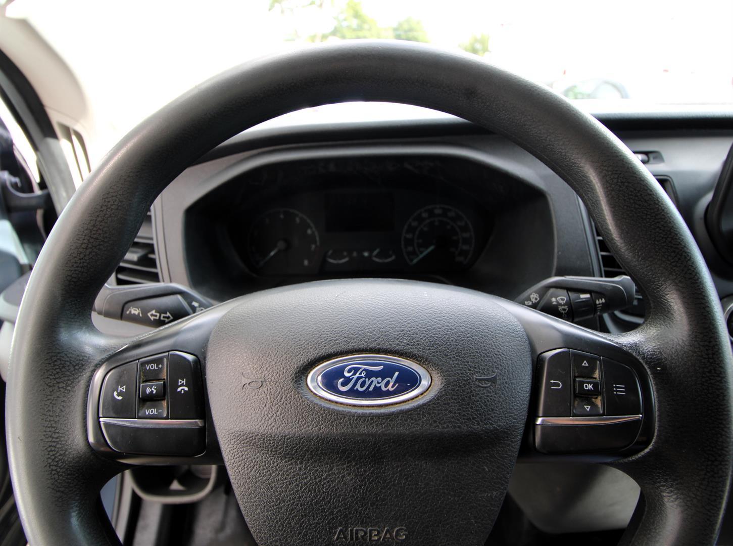 Ford Transit Cargo Van 2021 - Image 12