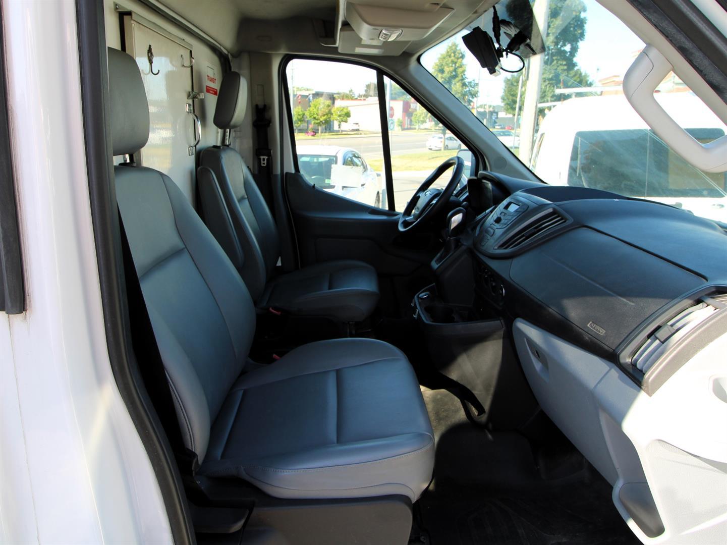 Ford Transit Cutaway 2019 - Image 16
